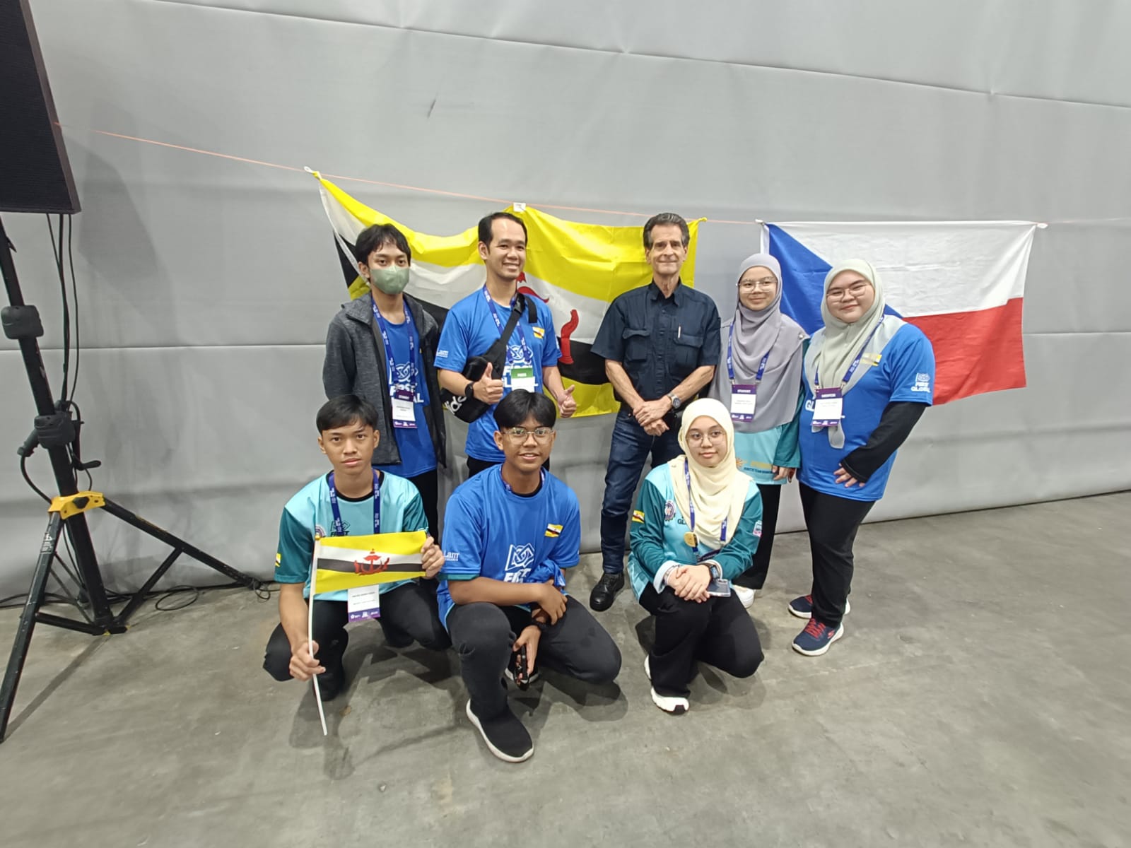 Hydrostar team with the founder and president of FIRST Global Challenge