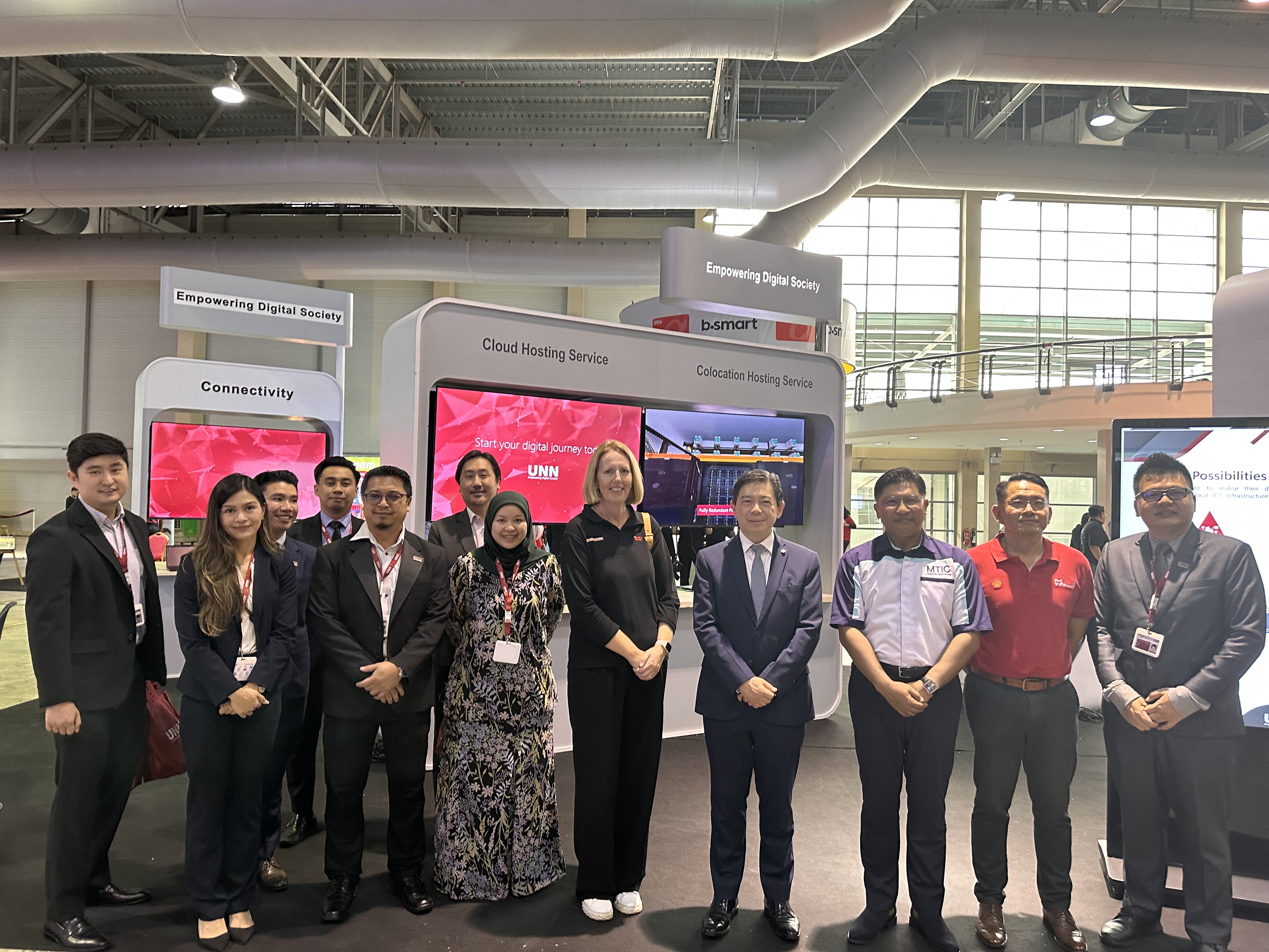 UNN presents building blocks for a Smart X at Brunei Smart Mobility Expo 2023.